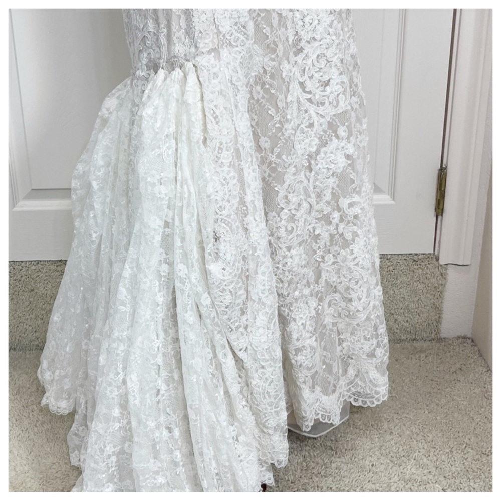 oleg cassini lace trumpet wedding dress - Picture 9 of 16